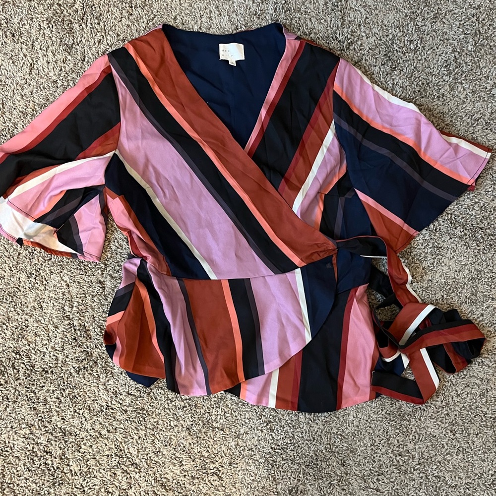 criss cross w/ tie top